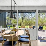 Сasa de vacaciones Kennet - 30km From The Sea By Interhome *