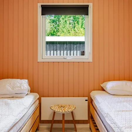 Kennet - 30km From The Sea By Interhome