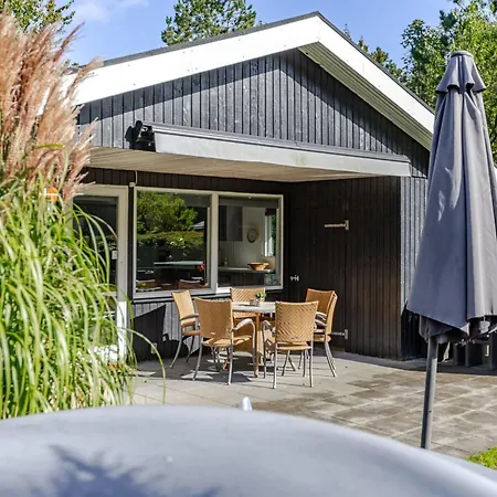 Feriehus Kennet - 30km From The Sea By Interhome *