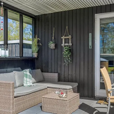 Kennet - 30km From The Sea By Interhome Semesterbostad