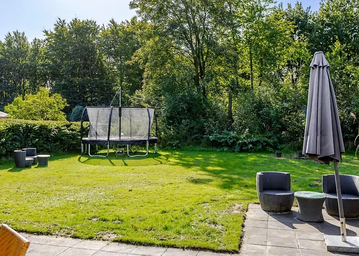 Kennet - 30km From The Sea By Interhome *