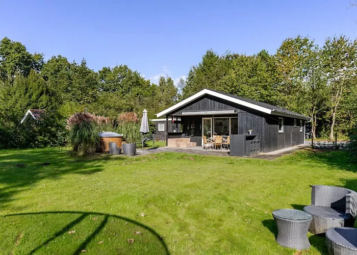 Kennet - 30km From The Sea By Interhome